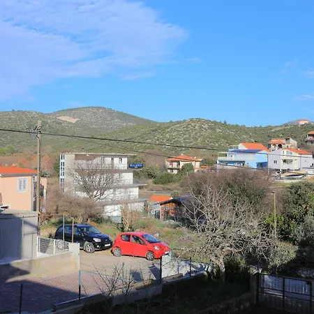 アパート With Parking Space Marina, Trogir - 1093 マリナ